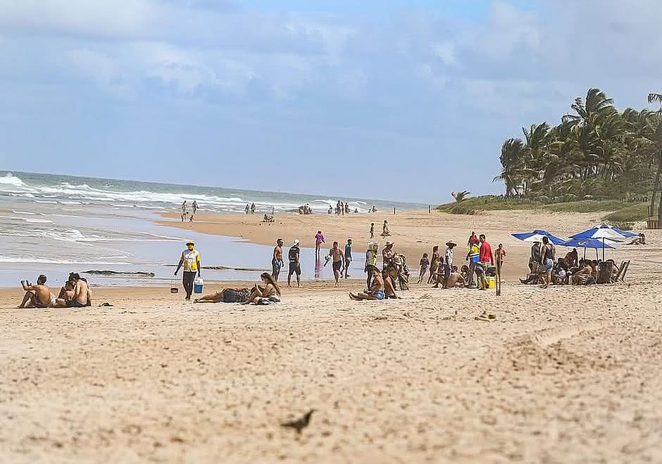 Prefeito ACM anuncia liberação de praias de Salvador; veja normas de funcionamento(Foto: Tiago Caldas/CORREIO)