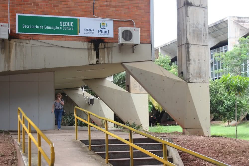 Seduc anuncia volta às aulas e ‘sábado letivo’ na rede estadual no Piauí