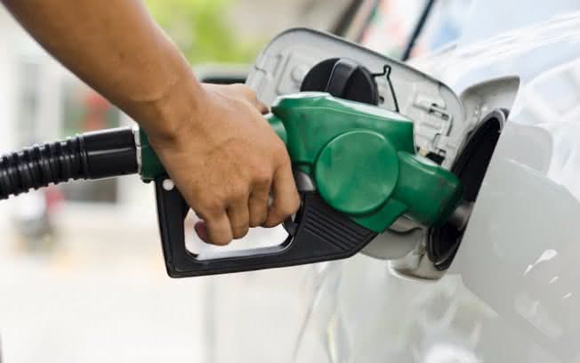 Gasolina mais barata! Petrobrás anuncia redução de 4% nos postos de todo o país
