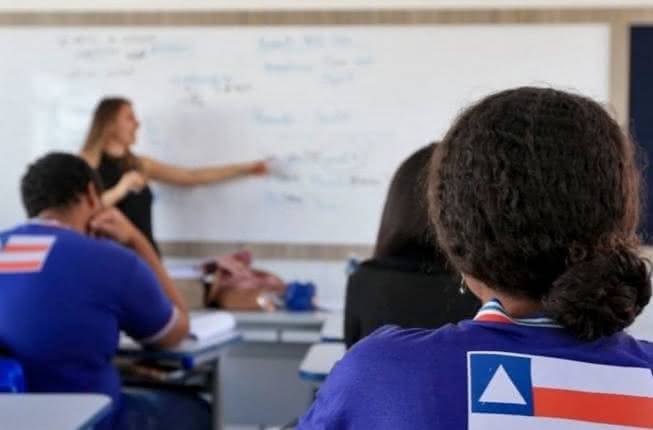 Prefeitura de Salvador toma NOVA decisão sobre aulas nas redes pública e particular