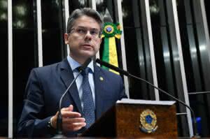 PL para prorrogar auxílio emergencial até 2021 é apresentado ao Senado