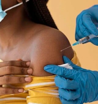 Maceió AL começa vacinação para jovens a partir de 18 anos