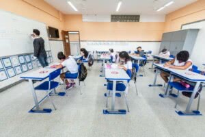 Estudantes voltam as aulas nesta segunda-feira (16) em Alagoas