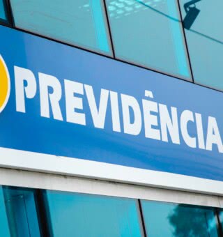 INSS inicia pagamentos atrasados em 13 estados brasileiros