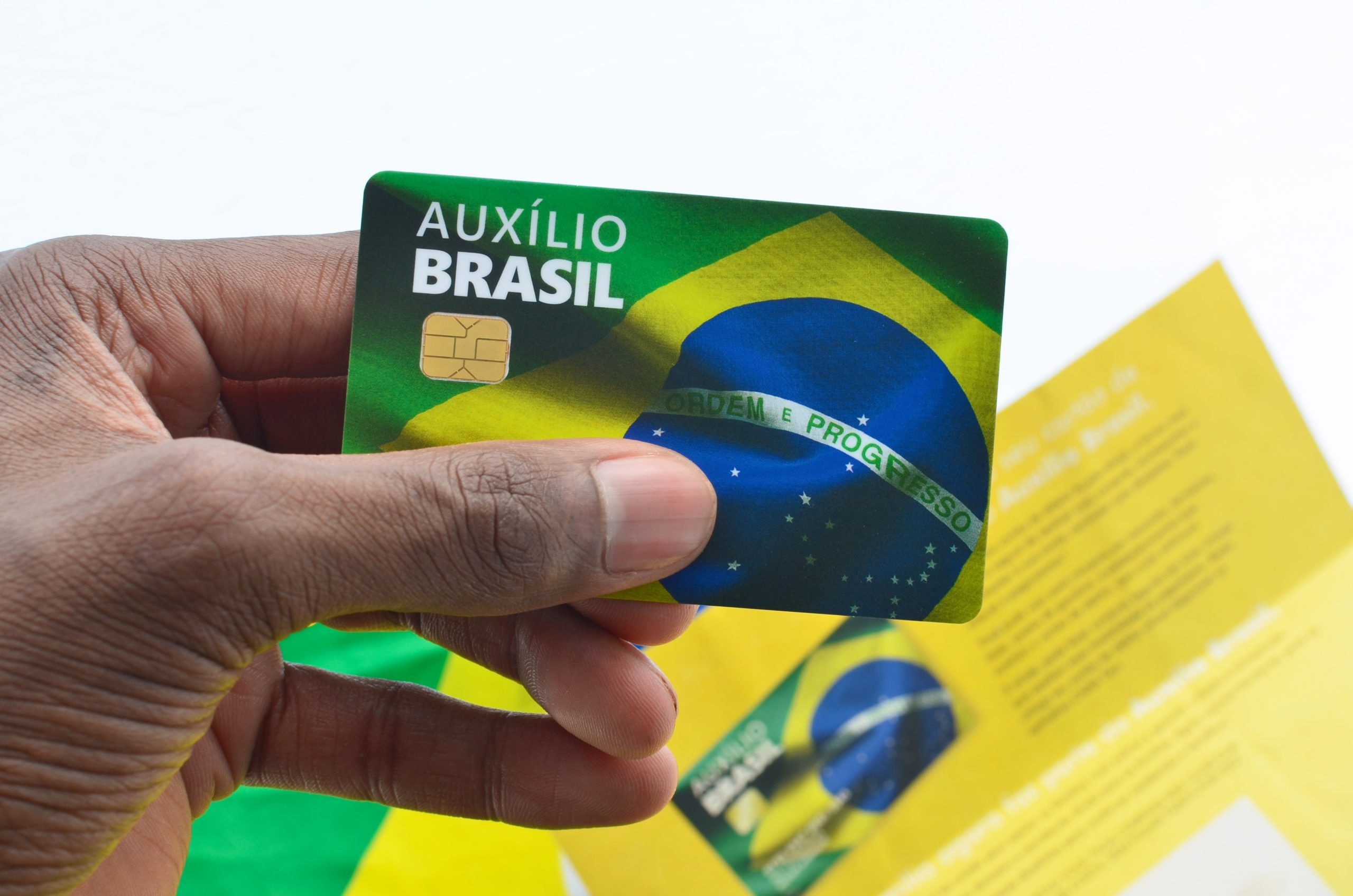 Como solicitar o Cartão Auxílio Brasil para Receber o Benefício